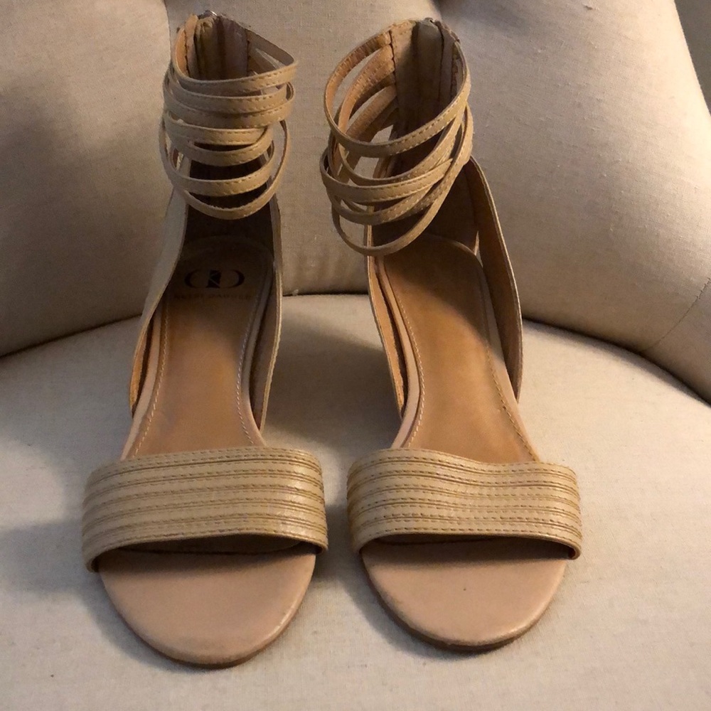 Kelsi Dagger Wedge